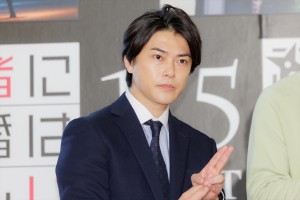 勝地涼、ドラマ『忍者に結婚は難しい』制作発表会見に登場