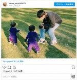 双子の娘たちのショットをたびたび投稿している花江夏樹　※「花江夏樹」インスタグラム