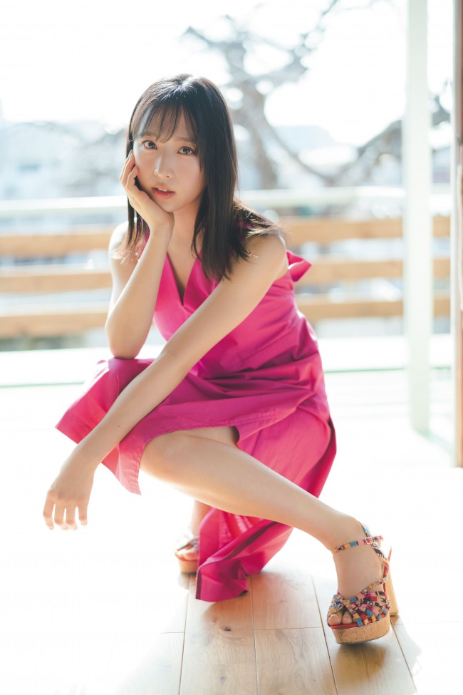 写真）AKB48小栗有以21歳、グラビアで大人っぽい新たな一面 - エンタメ
