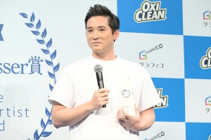 杉谷拳士、オキシクリーン『Best 白T Dresser賞2023』に登場