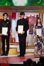 第46回日本アカデミー賞新人俳優賞を受賞した目黒蓮