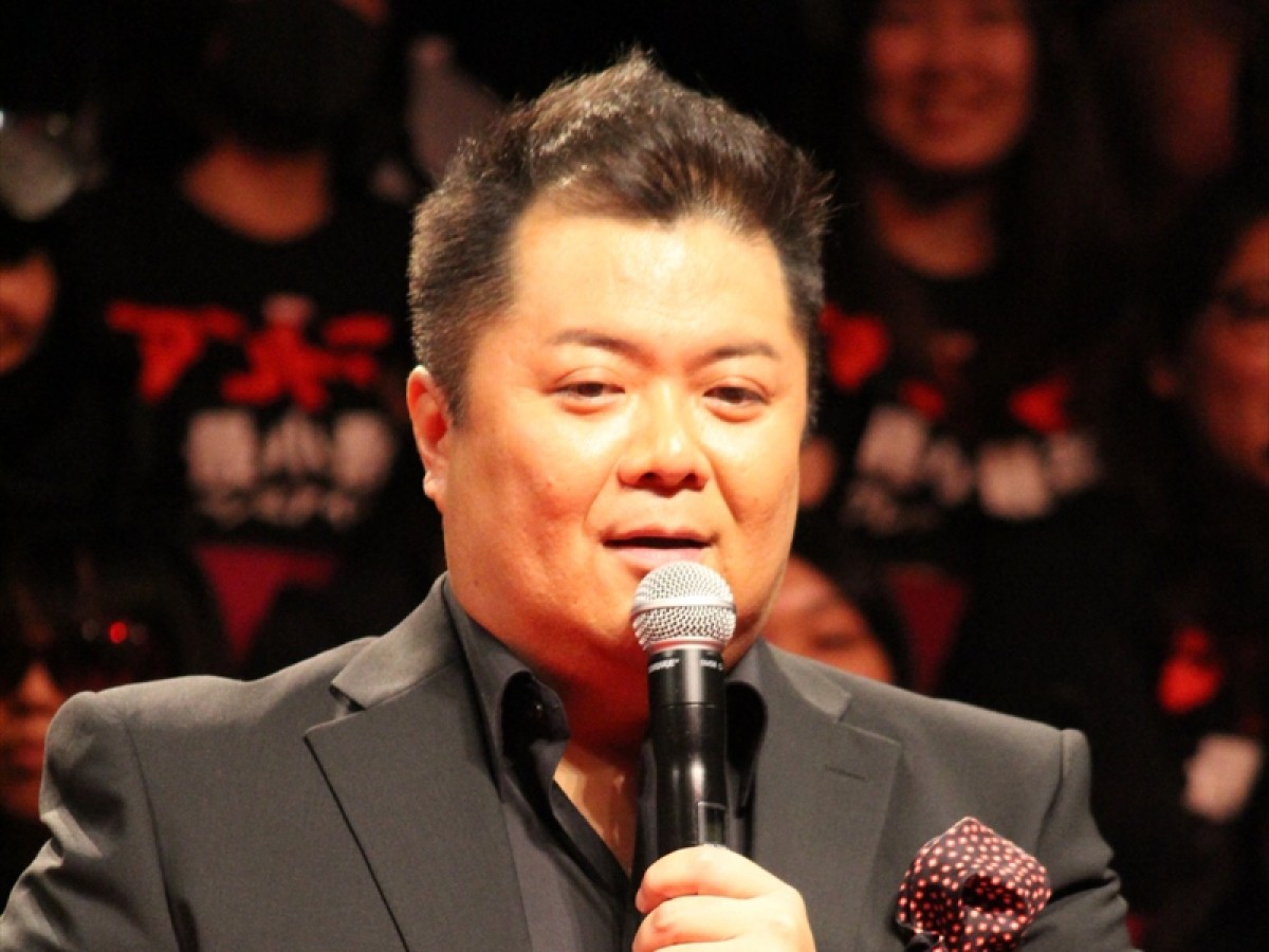人気芸人たちの“イケメンすぎる”過去ショット　フサフサ&ほっそり姿に衝撃