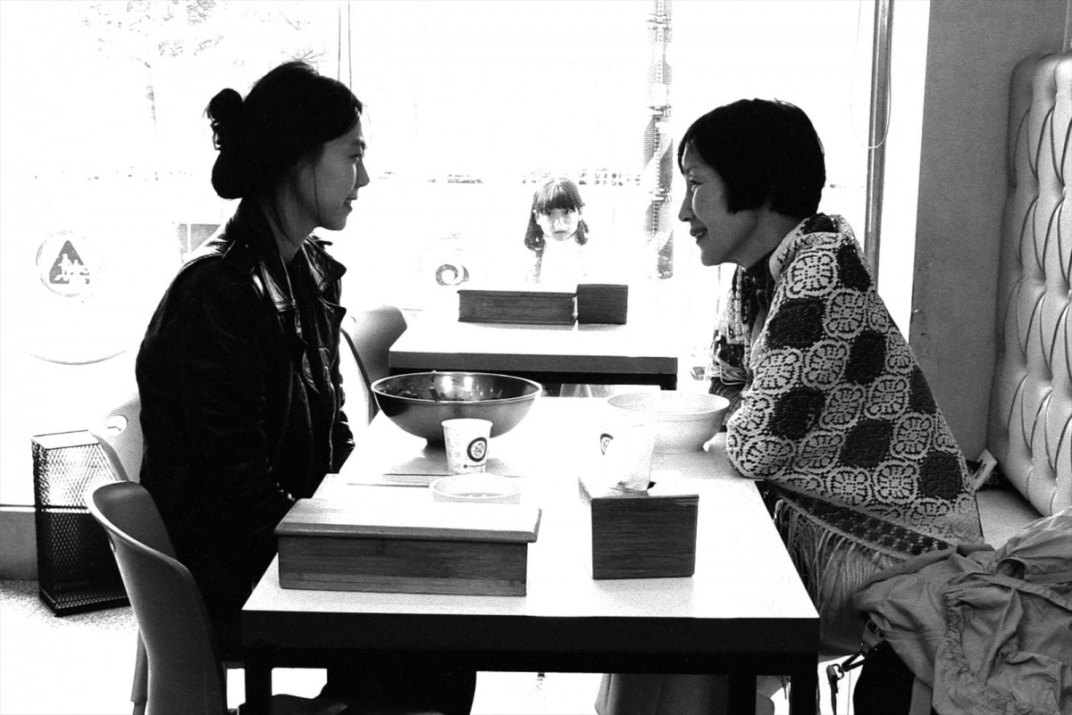 キム・ミニ×イ・ヘヨン、韓国二大女優が紡ぐ女性たちの友愛と連帯の物語『小説家の映画』公開決定