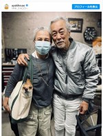 【写真】結城アンナ67歳、夫・岩城滉一72歳との熟年夫婦がラブラブすぎると反響「お二人の笑顔に幸せいただきました」