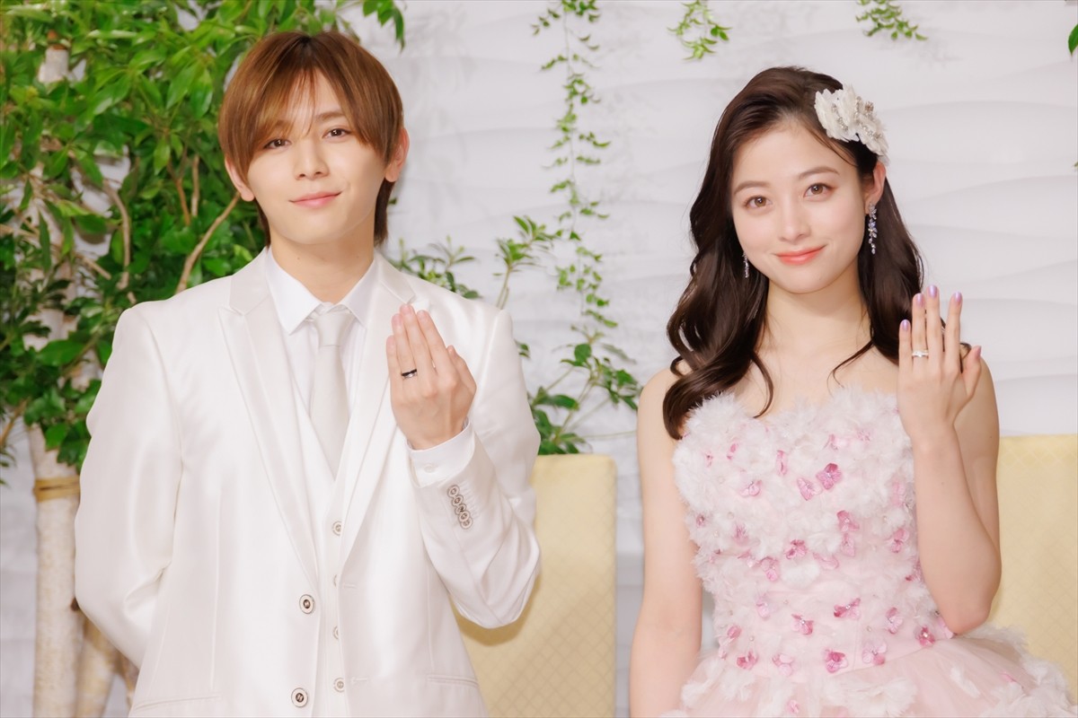 橋本環奈との“結婚会見”に山田涼介「恥ずかしさが一番ありました」