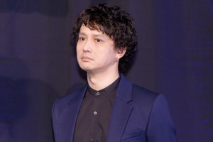 安藤政信、映画『岸辺露伴 ルーヴルへ行く』完成報告イベントに登場