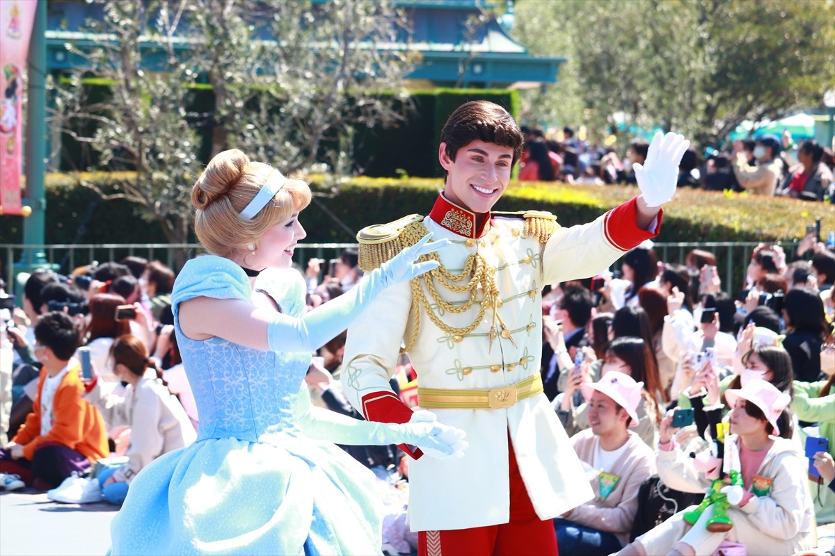 20230410_「ディズニー・ハーモニー・イン・カラー」