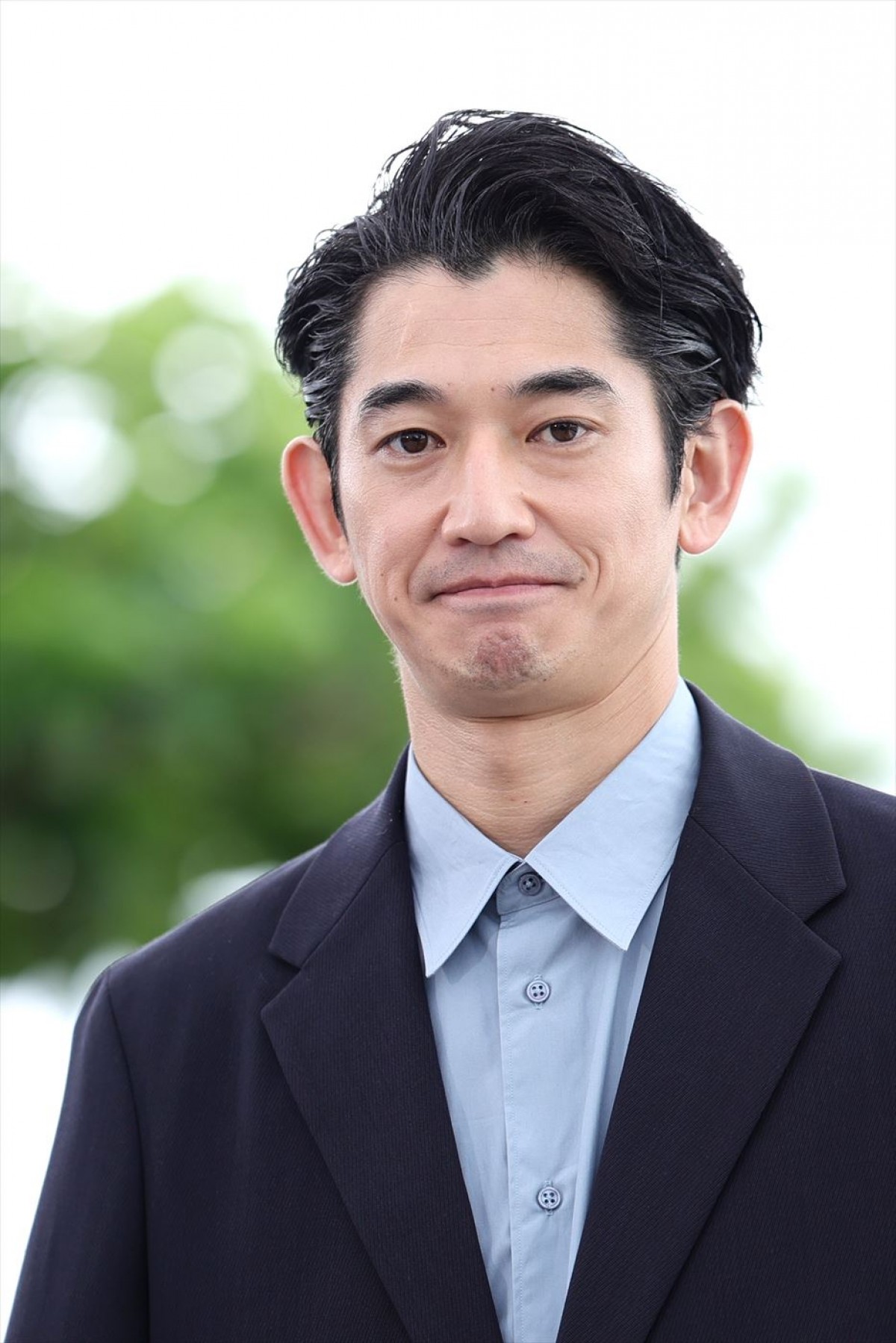 安藤サクラ、エレガントな背中見せワンピでカンヌ映画祭フォトコールへ　映画『怪物』公式会見レポート