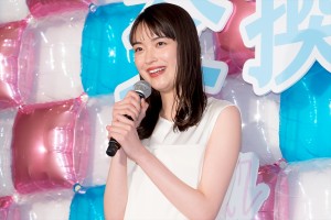 茅島みずき、映画『交換ウソ日記』完成披露試写会に登場