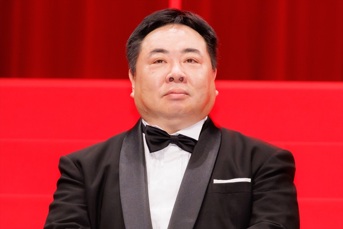 小日向文世、天海祐希は“佐々木小次郎の生まれ変わり”「背中に刀を背負って見えた」