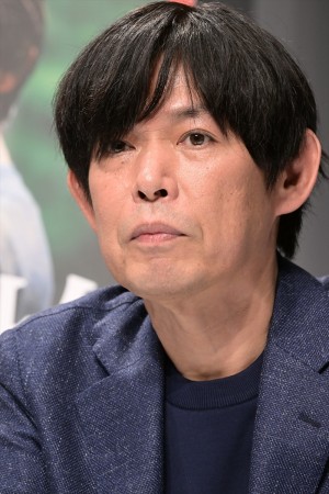 坂元裕二、映画『怪物』凱旋記者会見に登場