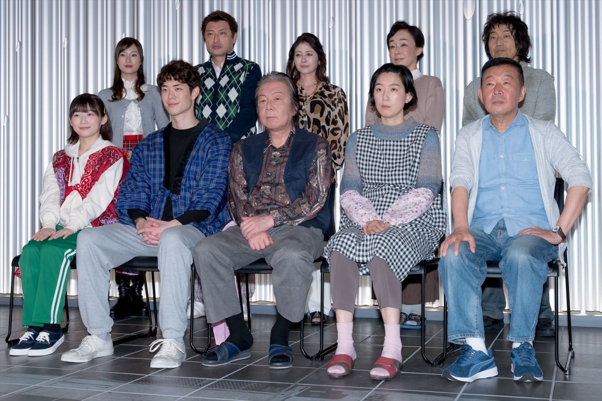 古田新太、舞台『パラサイト』に自信覗かせる「映画をご覧になった人たちも『うまい！』って」