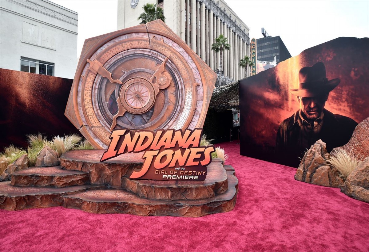 ハリソン、ルーカス、スピルバーグがそろい踏み！　『インディ・ジョーンズと運命のダイヤル』USプレミア