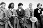 ナオミ・ワッツ（右から2番目）、映画『ニコール・キッドマンの恋愛天国』（1990）より