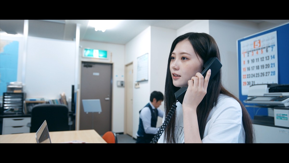 『日本統一』『ベイビーわるきゅーれ』プロデューサーが手掛ける新作！　佐藤玲主演『かかってこいよ世界』予告公開