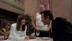 映画『金持を喰いちぎれ』に出演するヒュー・コーンウェルとサンディ・ショウ
