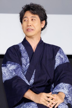 大泉洋、映画『こんにちは、母さん』完成披露試写会に登場