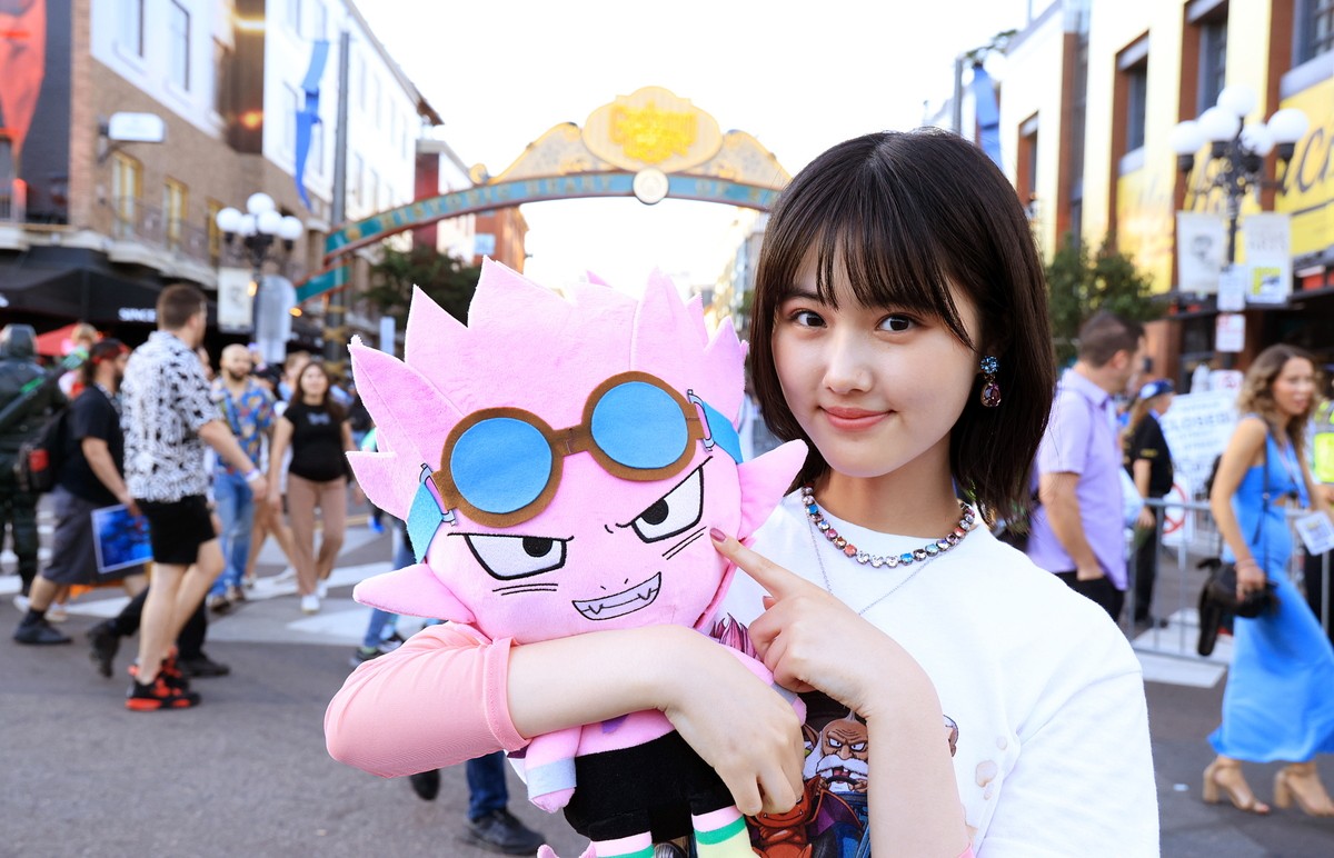 鳥山明原作アニメ『SAND LAND』、サンディエゴコミコンで世界最速上映　原菜乃華も現地で熱狂「ベルゼブブが可愛い」