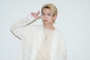 綱啓永、『ばらかもん』囲み取材に登場