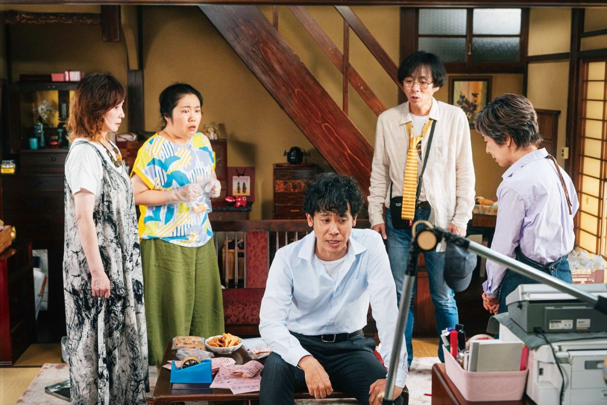 大泉洋、“母”吉永小百合の恋の予感に大困惑！　『こんにちは、母さん』本編映像＆場面写真公開