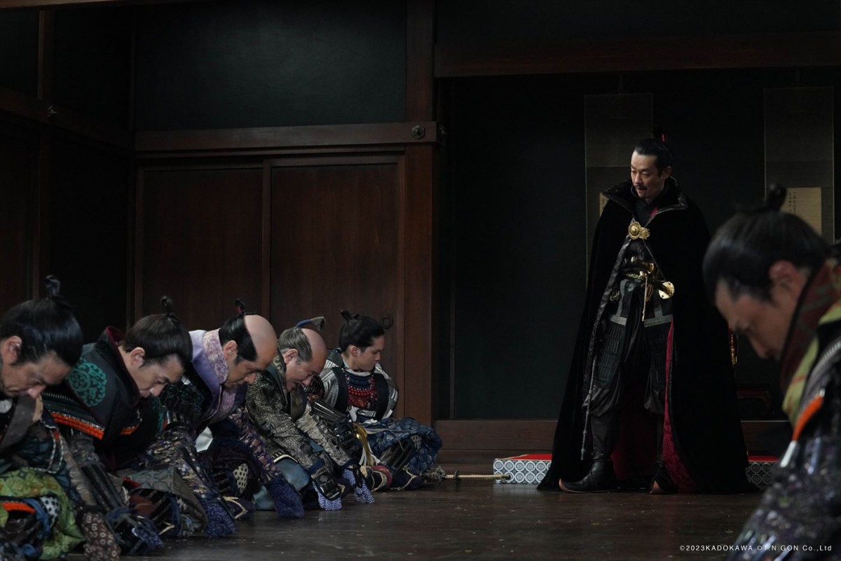北野武監督最新作『首』狂乱の戦国生きる“曲者ぞろい”の場面写真公開　純金仕様の「ムビチケGOLD」発売も決定