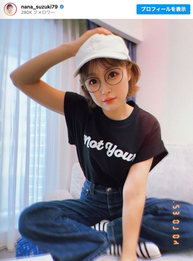 ショートカット姿を披露した鈴木奈々　※「鈴木奈々」インスタグラム