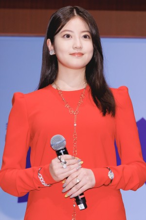 今田美桜、金曜ドラマ『トリリオンゲーム』制作発表会見に登場