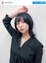 【写真】大原優乃、真っピンクヘアから黒髪に激的チェンジ　「めちゃくちゃ似合ってる、最強」の声