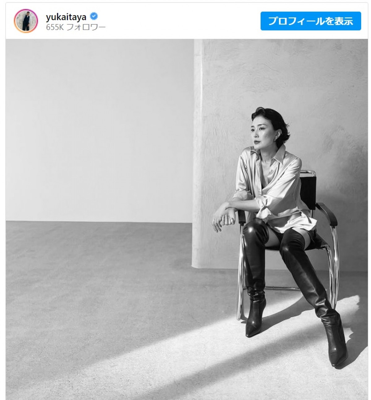 板谷由夏、カッコよすぎるニーハイ姿を披露 ※「板谷由夏」インスタグラム
