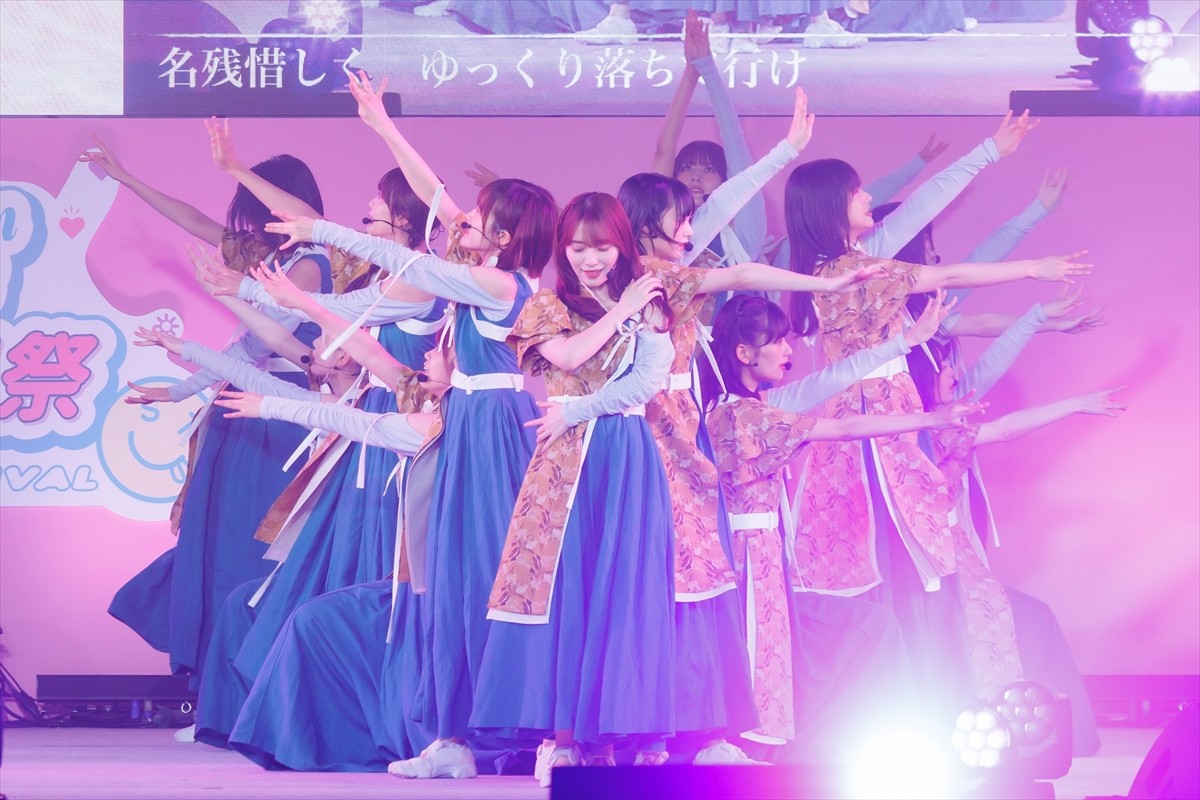 櫻坂46、「Seventeen夏の学園祭」に初出演 　「桜月」「夏の近道」など3曲披露