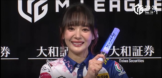 28日の『大和証券Mリーグ2023-24』第1試合で今季初トップを獲った岡田紗佳