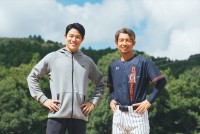 日曜劇場『下剋上球児』より（左から）鈴木亮平、鳥谷敬