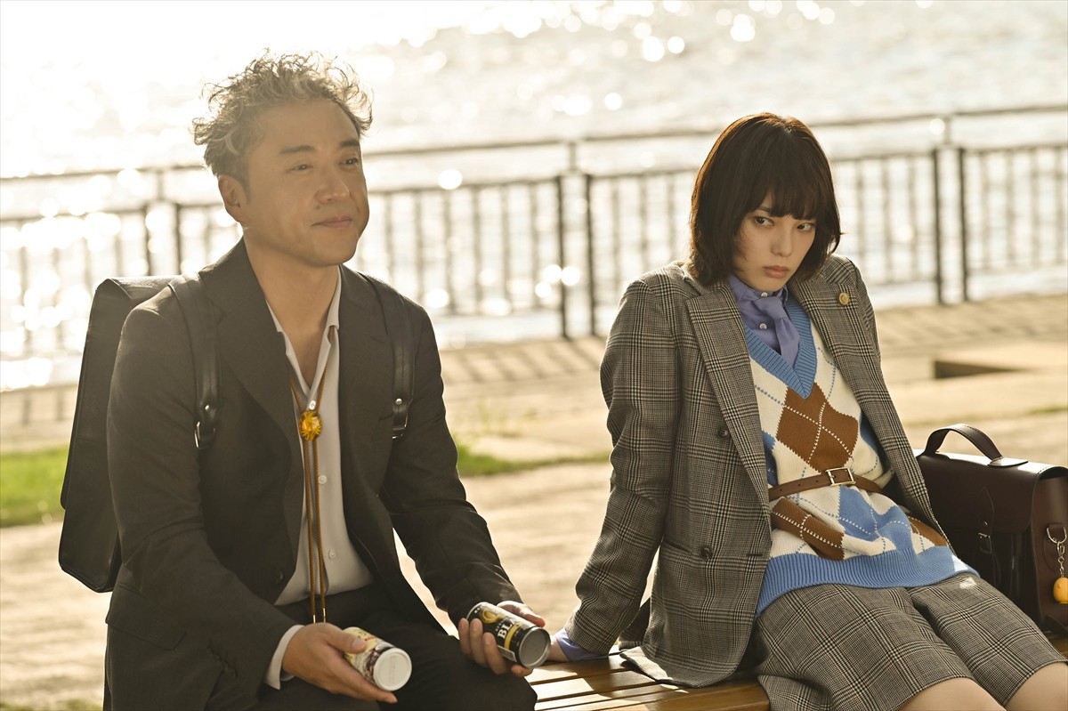ムロツヨシ＆平手友梨奈、人見知りな2人が初共演　年齢差乗り越えコミュニケーションは上々