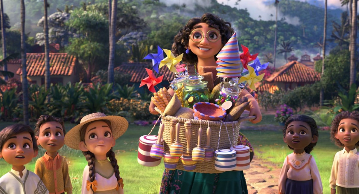 世界では『アナ雪』超えヒット！　“夢のない”ディズニーソング「秘密のブルーノ」の秘密＜『ミラベルと魔法だらけの家』今夜放送＞