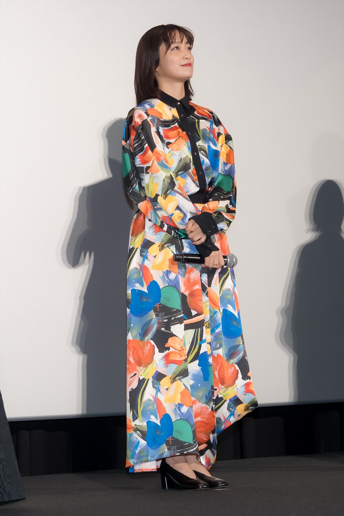 深川麻衣、アイドルから女優へキャリアチェンジ時の葛藤を明かす「すごく恥ずかしくて」