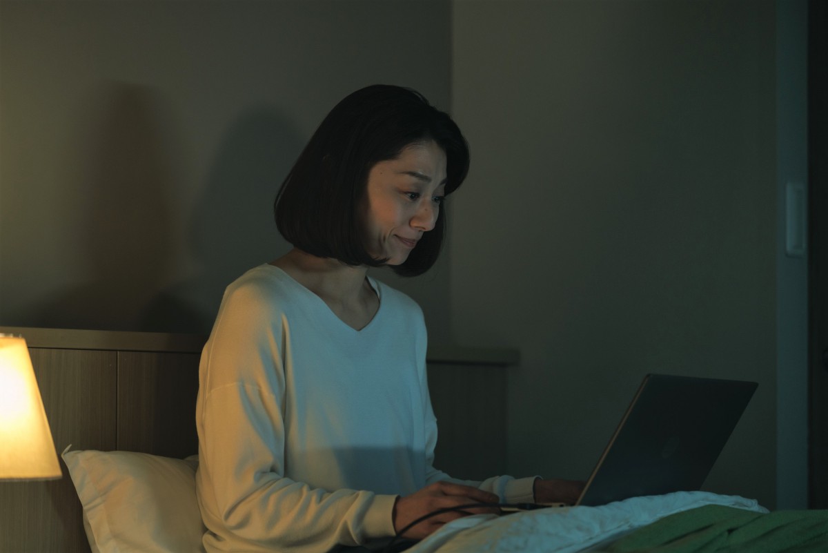 『コタツがない家』“万里江”小池栄子、小学生の頃の“順基”作間龍斗の映像を見て涙　「一緒に号泣」「ボロ泣き」の声