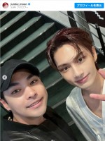 【写真】SEVENTEEN ジュン＆柳楽優弥の2ショットが豪華すぎる！　「びじゅえぐ」など反響