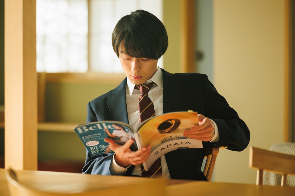 『コタツがない家』“万里江”小池栄子、小学生の頃の“順基”作間龍斗の映像を見て涙　「一緒に号泣」「ボロ泣き」の声