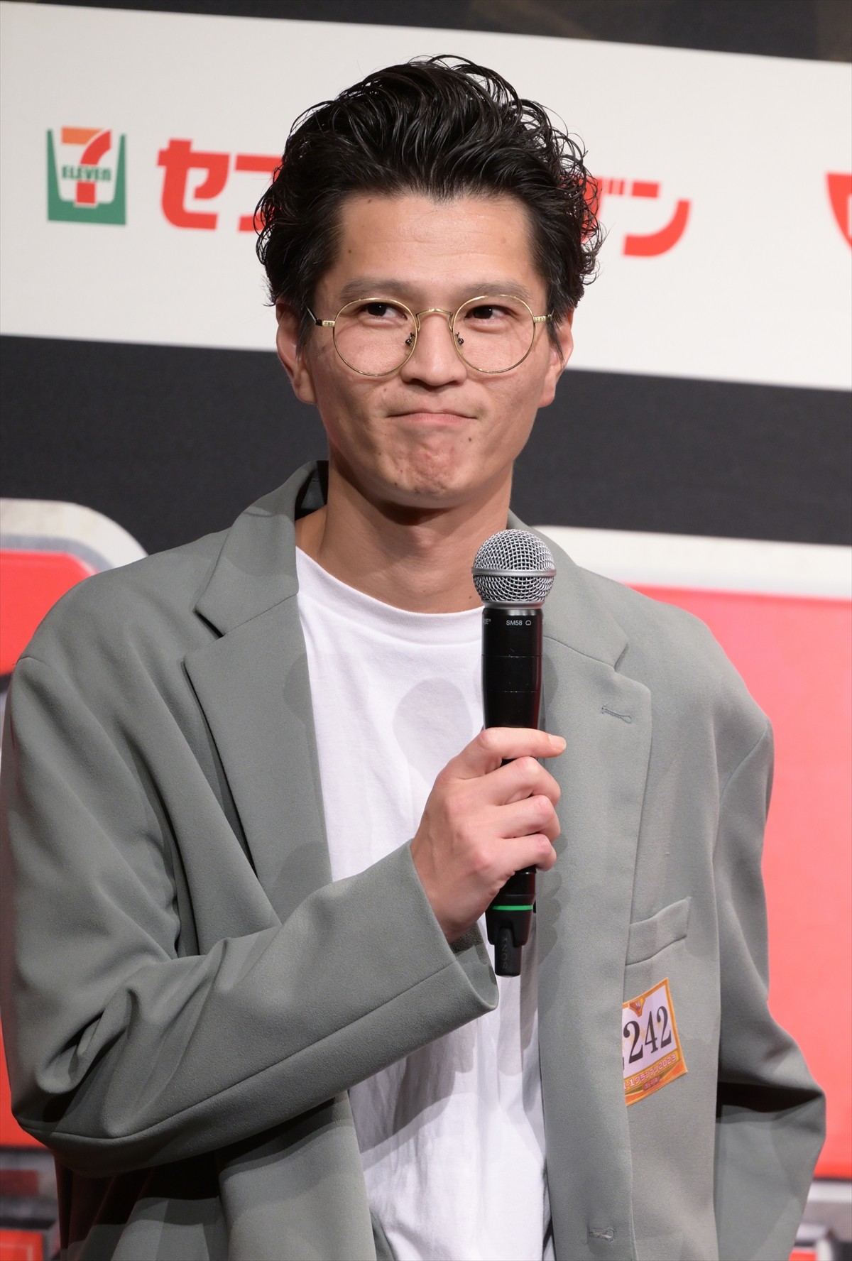 『M-1グランプリ』3年連続決勝進出・真空ジェシカ、事務所の先輩“ゆってぃ”いじり　マヂラブ野田「どこで売ってんのそれ？」