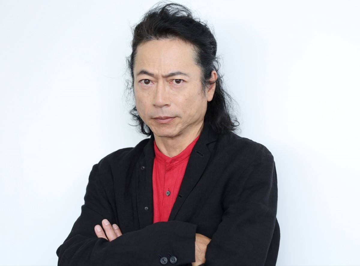 三上博史、不安も感じた40代を経て、「自分の居心地がいいことしかやっていない」現在