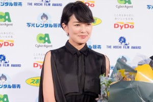 板谷由夏、「第48回報知映画賞」授賞式に登場