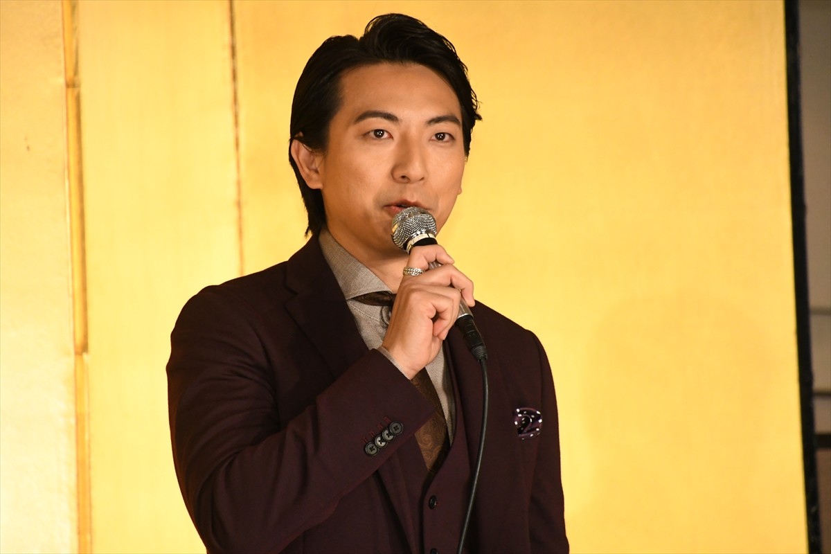 藤原紀香、舞台『キャッツアイ』で人生初の宙乗りに挑戦！「瞳が空を飛んでおりました」