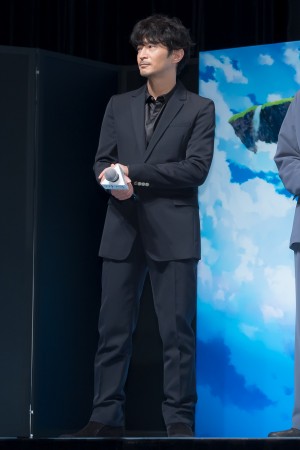 津田健次郎、『ワンダーハッチ‐空飛ぶ竜の島‐』配信記念ワールドプレミアに登場