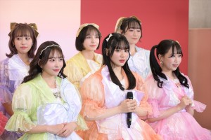 FRUITS ZIPPER、『第65回　輝く！日本レコード大賞』表彰式・記者会見に登場