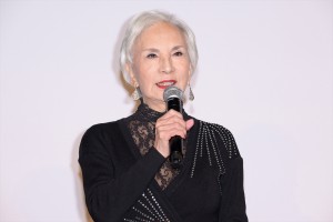 カルーセル麻紀、映画『一月の声に歓びを刻め』完成披露上映会に登場