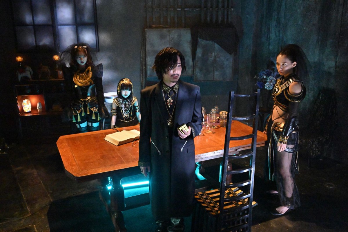 『仮面ライダーガッチャード』第17話「ムーンブレイク・メッセンジャー」、もうひとりのガッチャードが登場