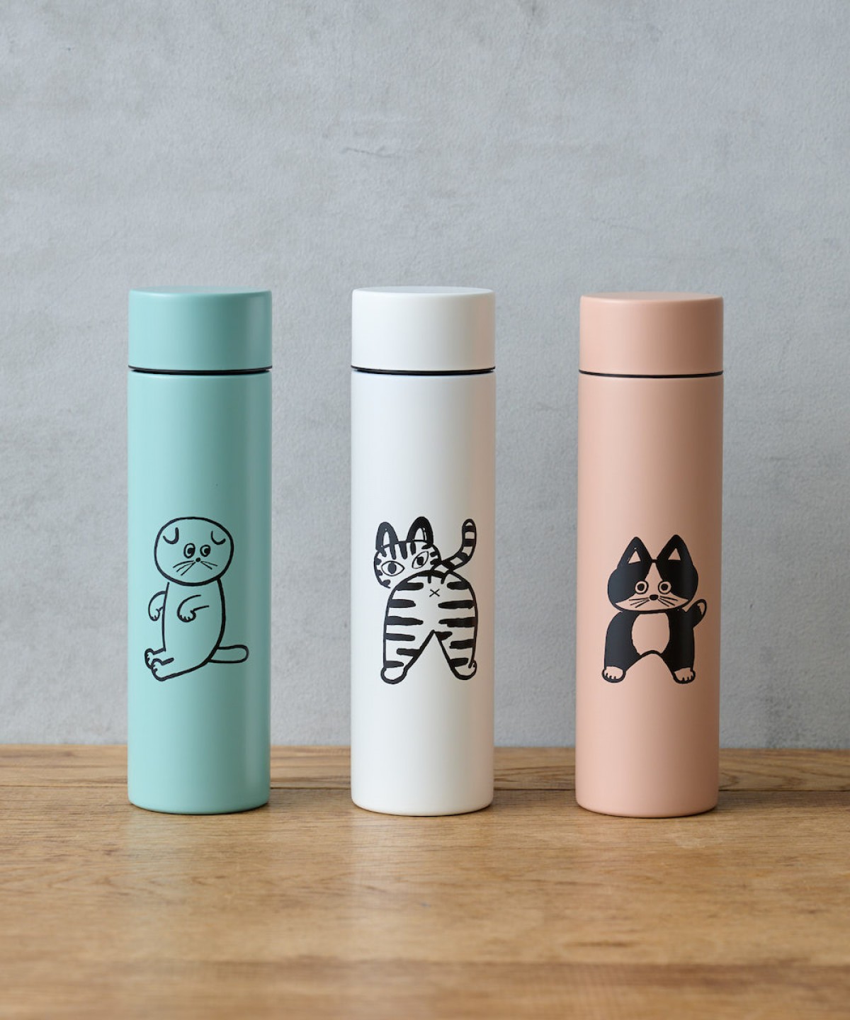 “猫の日”にちなんだ猫雑貨が登場！　トラ猫の「トートバッグ」など展開