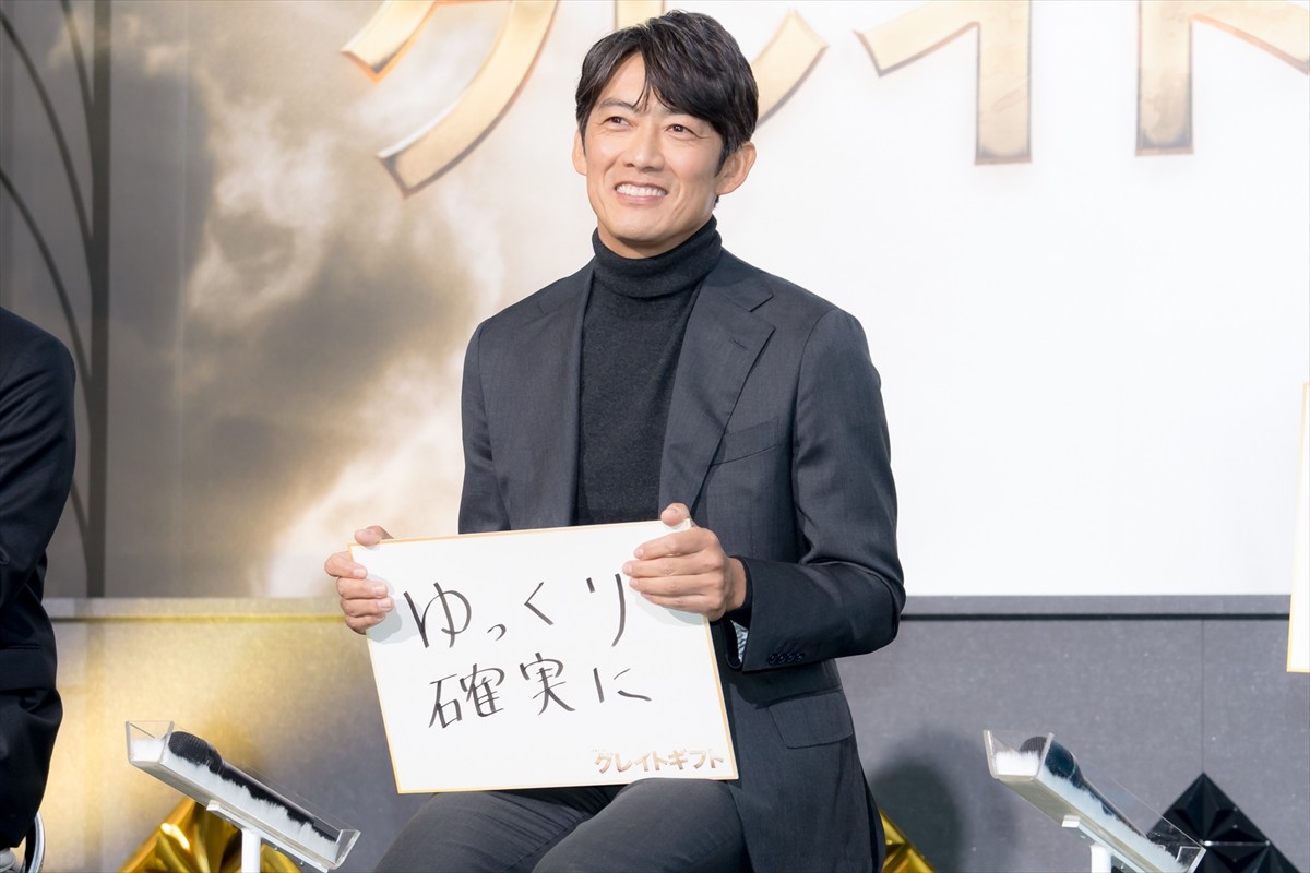 反町隆史、お茶目な一面を明かす「ラーメン屋さんで隣の人のものを食べちゃったり」