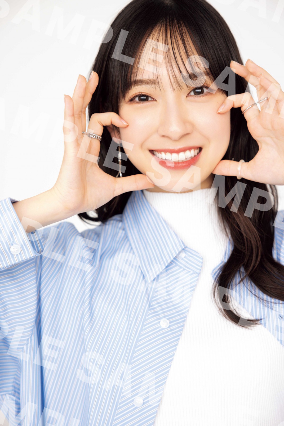 日向坂46公式ブック『H46MODE』、書店特典フォトカード＆B3ポスター全30種の写真公開