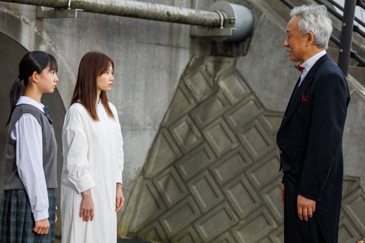 25歳新鋭監督が故郷・富山で撮った少女の“人生最期の一日”　映画『祝日』公開日＆予告編